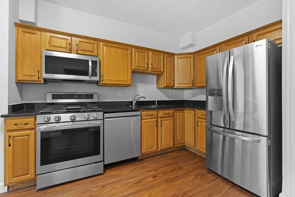 2 bed, 1 bath apartment for rent at 401 7th St Unit 1, South Boston — photo 17 of 24