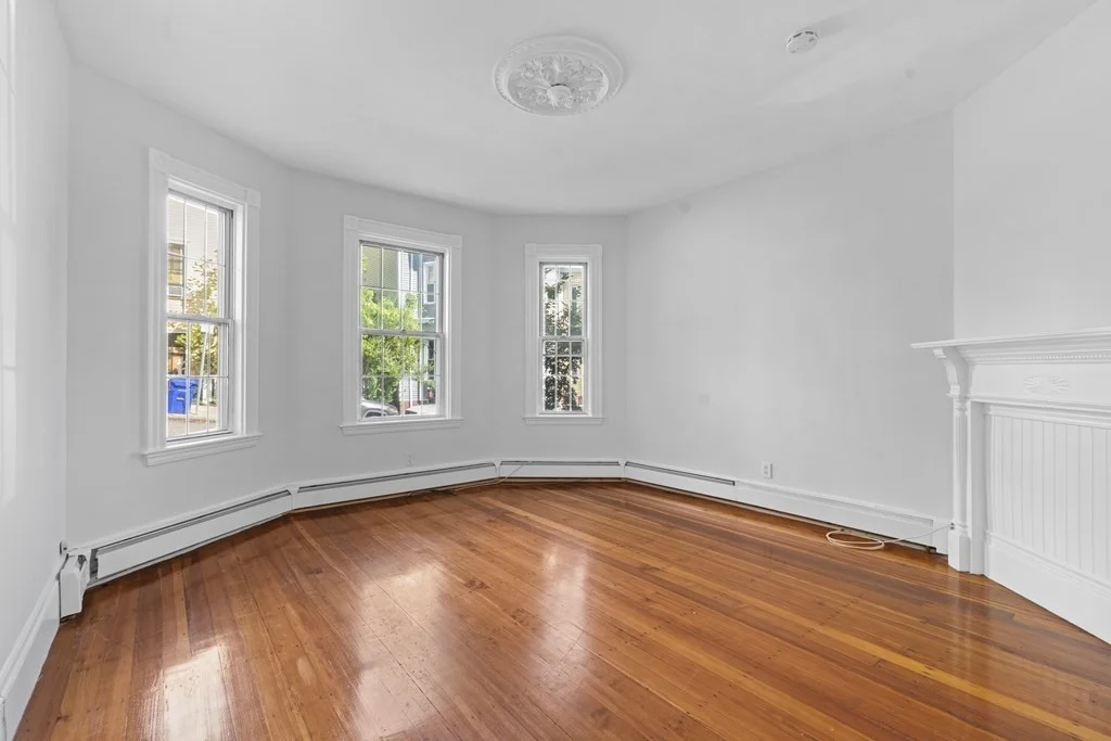 2 bed, 1 bath apartment for rent at 401 7th St Unit 1, South Boston — photo 3 of 24
