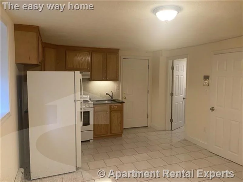 1 bed, 1 bath apartment for rent at 401 Broadway Unit 3, Mid Cambridge — photo 5 of 7