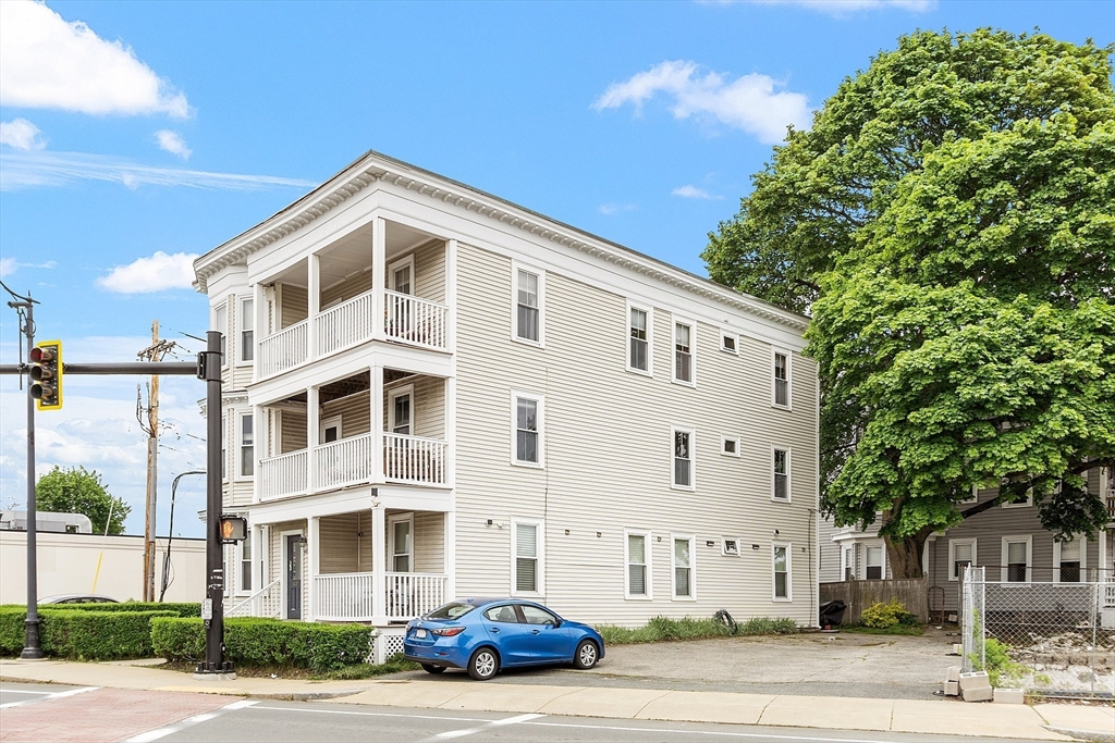1 bed, 1 bath apartment for rent at 401 Cabot St Unit 4, Beverly — photo 24 of 25