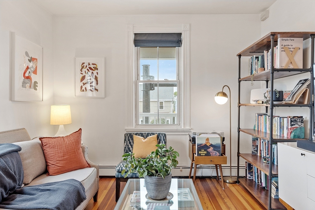 1 bed, 1 bath apartment for rent at 401 Cabot St Unit 4, Beverly — photo 9 of 25