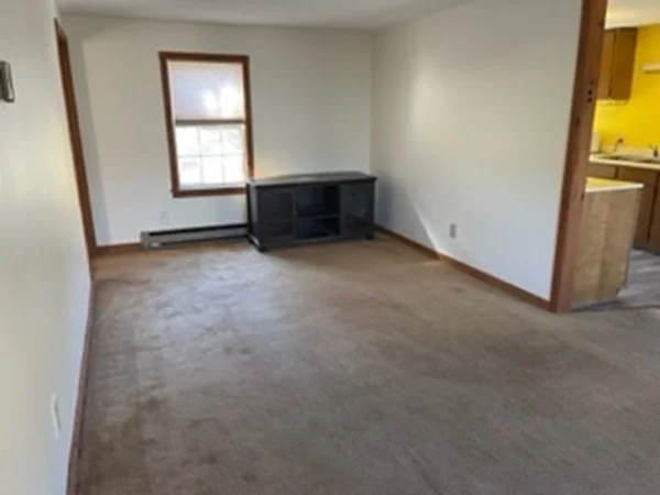 1 bed, 1 bath apartment for rent at 401 Groton Rd Unit 2, Ayer — photo 5 of 6