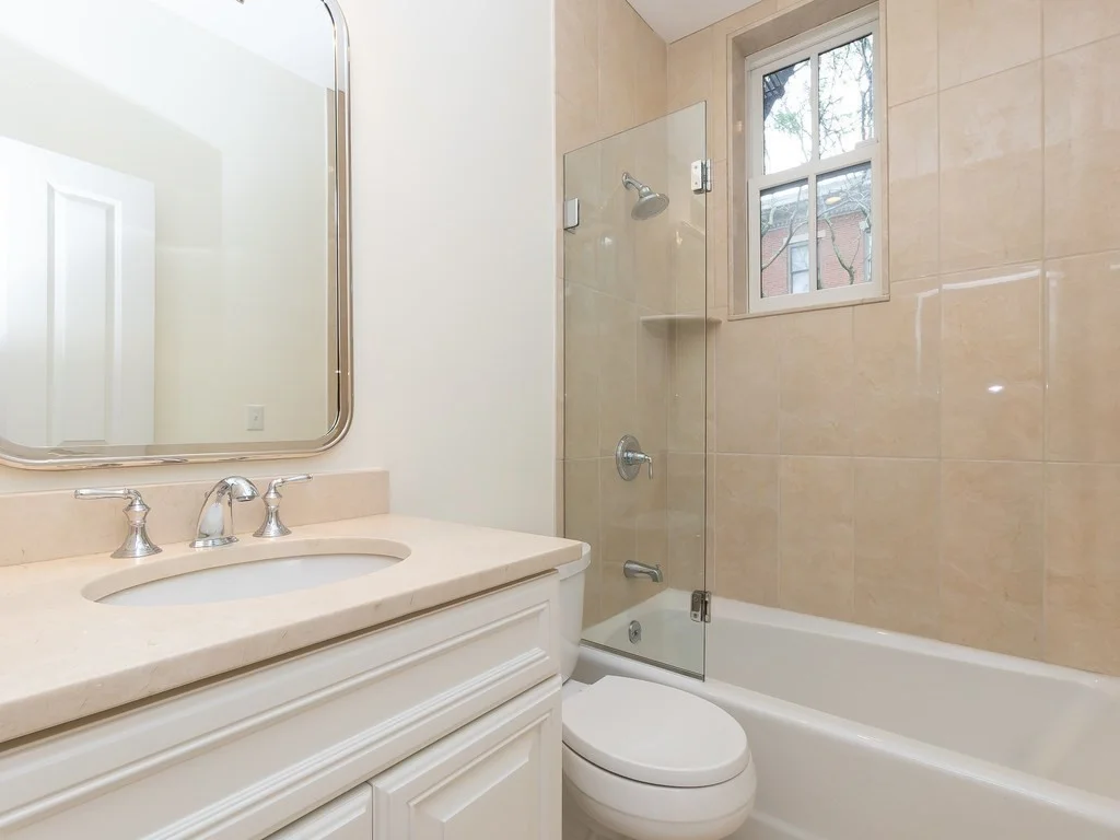 4 bed, 2 bath apartment for rent at 401 Main St Unit 401, Charlestown — photo 20 of 24