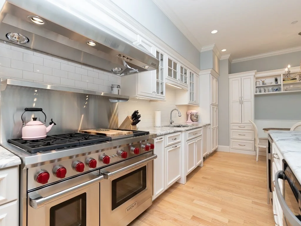 4 bed, 2 bath apartment for rent at 401 Main St Unit 401, Charlestown — photo 1 of 24