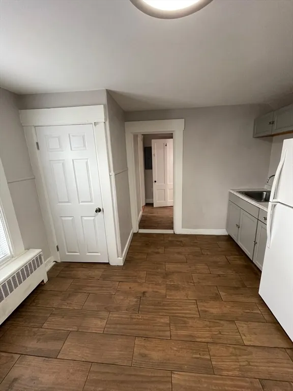 2 bed, 1 bath apartment for rent at 401 S Beech Unit 2, Manchester — photo 7 of 7