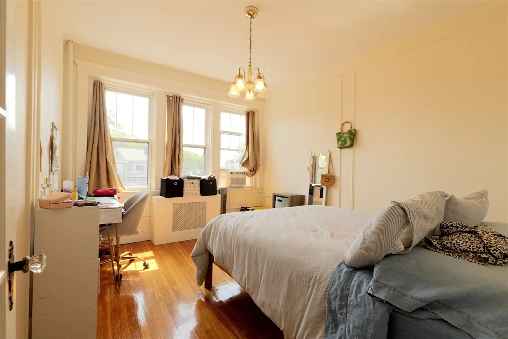 2 bed, 1 bath apartment for rent at 401 Washington St Unit 4, Coolidge Corner — photo 9 of 24