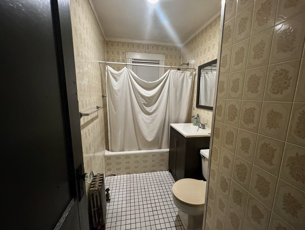2 bed, 1 bath apartment for rent at 4012 Washington St Unit 1, Roslindale — photo 8 of 9