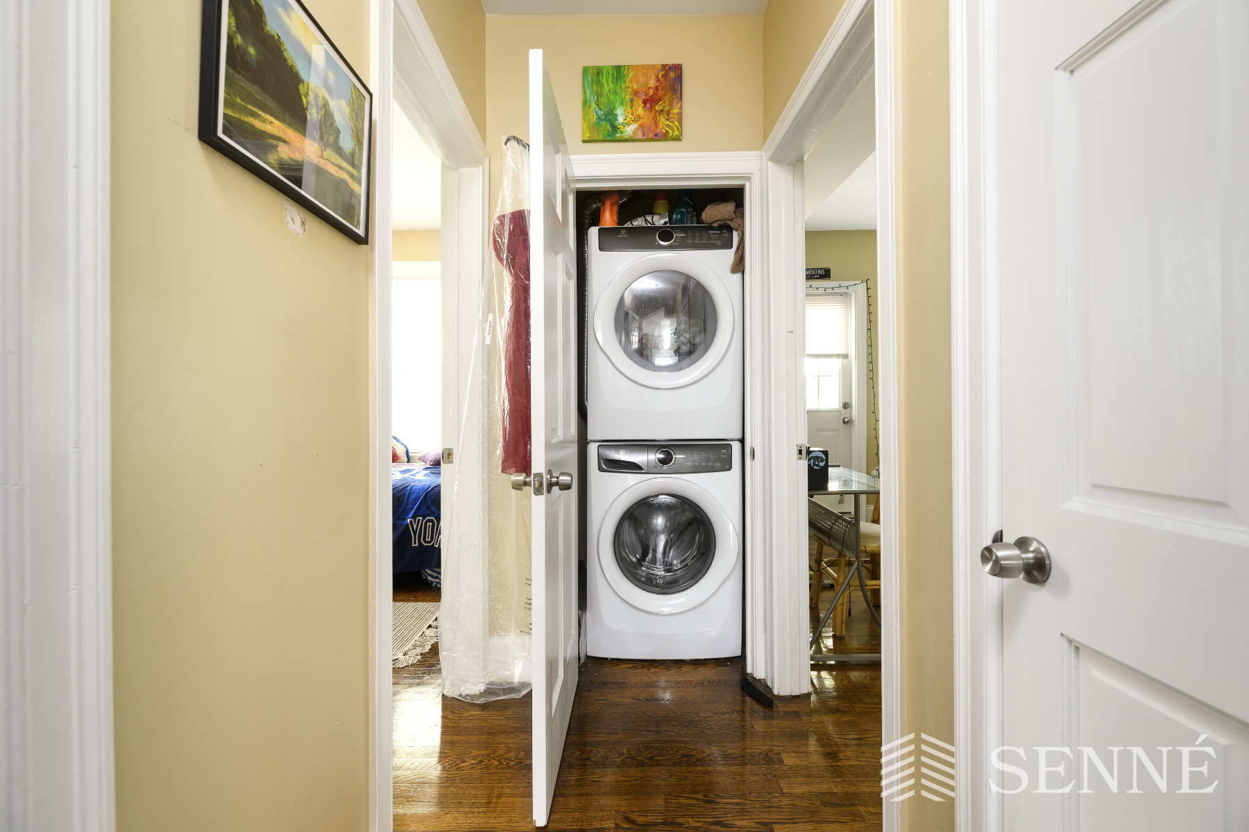 3 bed, 2 bath apartment for rent at 402 Centre St Unit 2, Jamaica Plain — photo 7 of 16