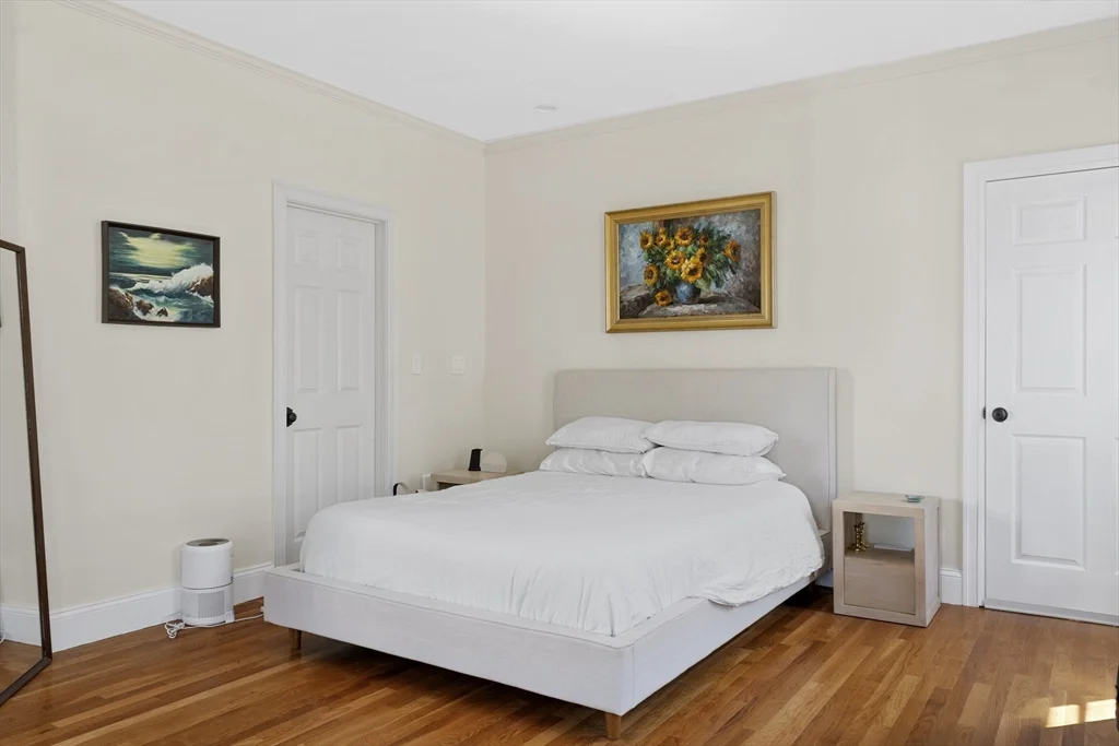 4 bed, 2 bath apartment for rent at 402 E 3rd St Unit 1, South Boston — photo 20 of 25