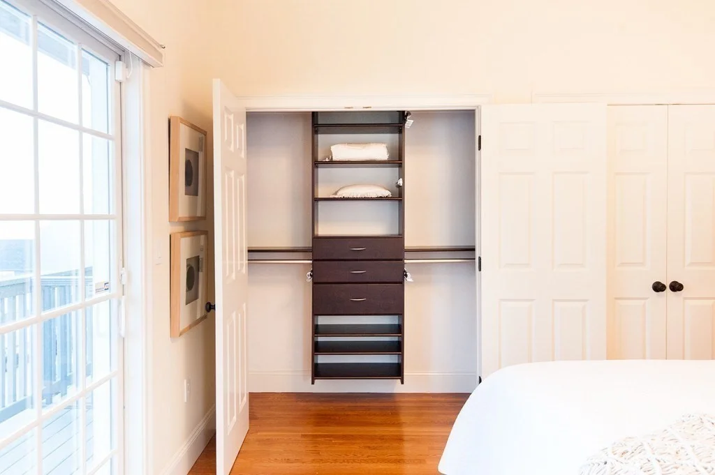 4 bed, 2 bath apartment for rent at 402 E 3rd St Unit 402, South Boston — photo 9 of 18