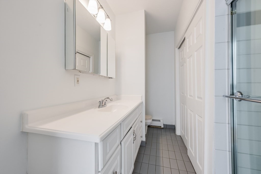 1 bed, 1 bath apartment for rent at 402 East 7th St Unit 3, South Boston — photo 7 of 13