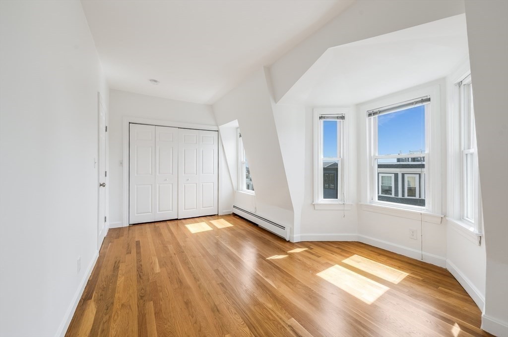 1 bed, 1 bath apartment for rent at 402 East 7th St Unit 3, South Boston — photo 10 of 13