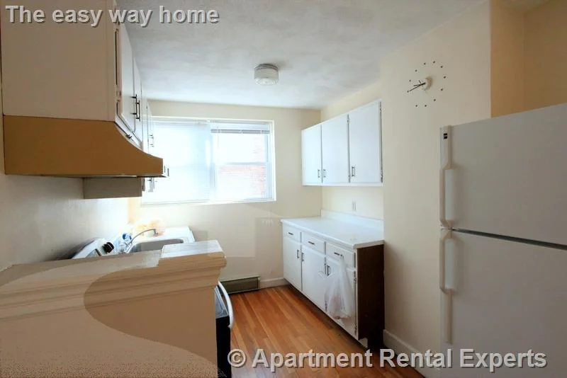1 bed, 1 bath apartment for rent at 402 Highland Ave Unit 24, Davis Square — photo 5 of 12