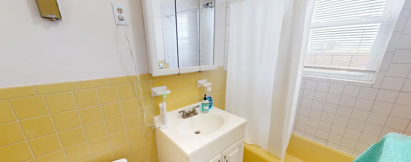Studio bed, 1 bath apartment for rent at 402 Highland Ave Unit 31, Davis Square — photo 4 of 9