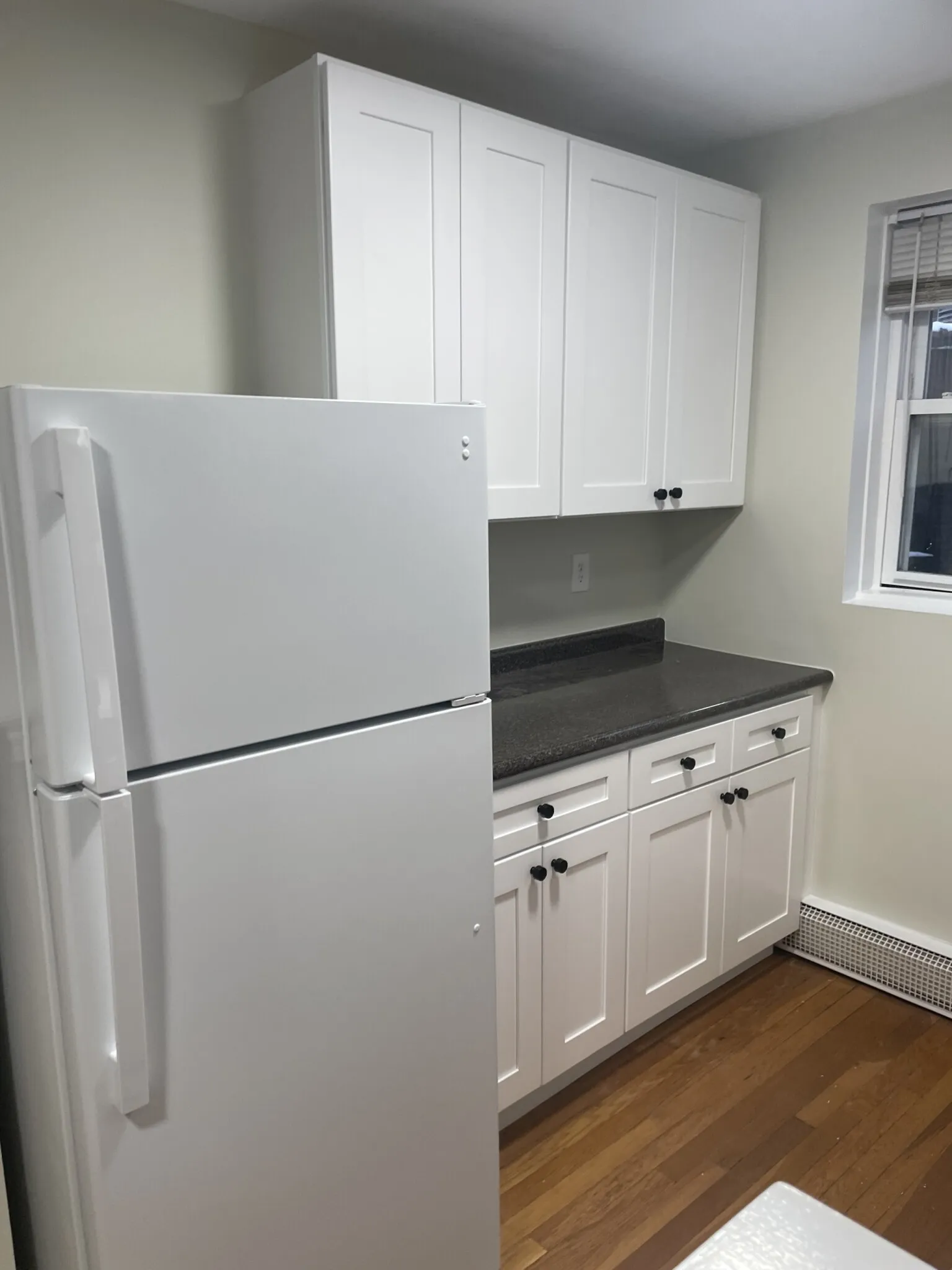 Studio bed, 1 bath apartment for rent at 402 Highland Ave Unit U-4, Davis Square — photo 5 of 8