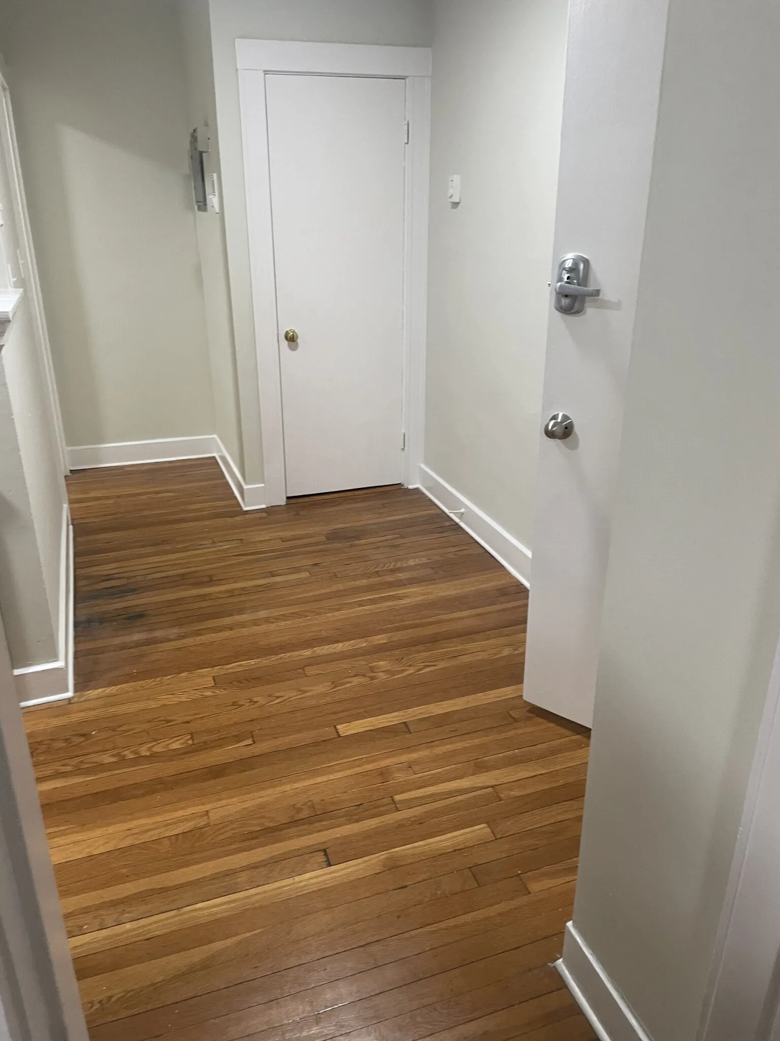 Studio bed, 1 bath apartment for rent at 402 Highland Ave Unit U-4, Davis Square — photo 8 of 8