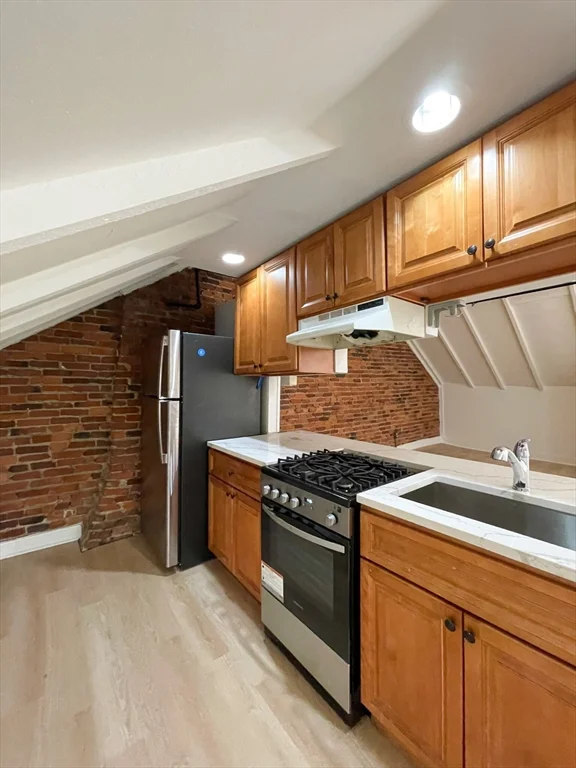 2 bed, 1 bath apartment for rent at 402 Neponset Ave Unit 3M, Dorchester