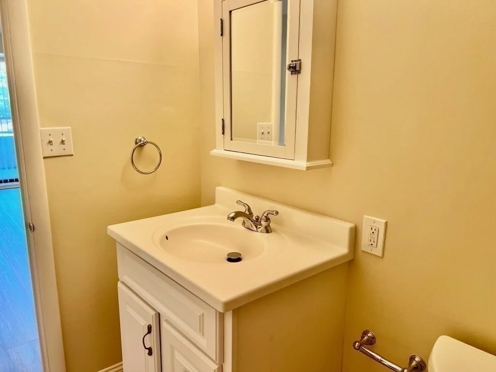 1 bed, 1 bath apartment for rent at 402 Paradise Rd Unit 1C, Swampscott — photo 19 of 27