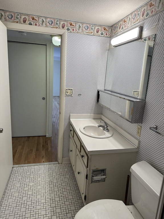 2 bed, 2 bath apartment for rent at 402 Paradise Rd Unit PH-Q, Swampscott — photo 36 of 39