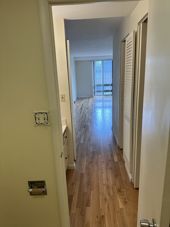 2 bed, 2 bath apartment for rent at 402 Paradise Rd Unit PH-Q, Swampscott — photo 33 of 39