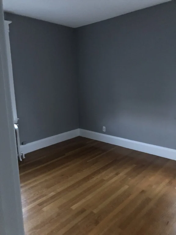 2 bed, 1 bath apartment for rent at 403-405 W Clinton St Unit 2, West — photo 5 of 19