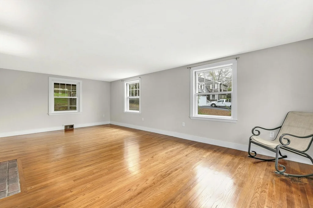 3 bed, 1 bath apartment for rent at 403 Central, Acton — photo 12 of 33