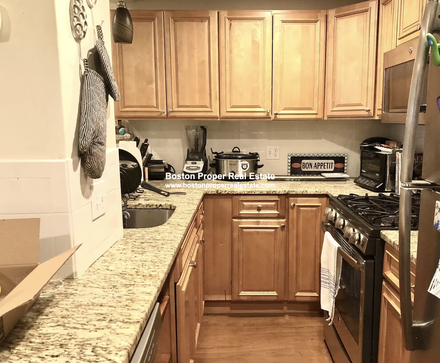 1 bed, 1 bath apartment for rent at 403 Commonwealth Ave Unit 101, Back Bay