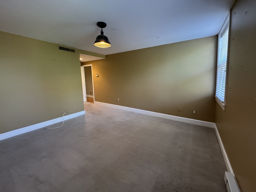 3 bed, 2 bath apartment for rent at 403 Marlborough St Unit 13, Back Bay — photo 7 of 15
