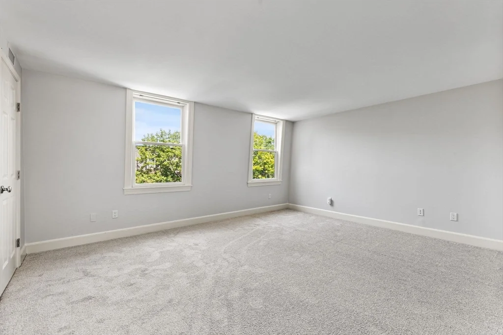 3 bed, 2 bath apartment for rent at 403 Marlborough St Unit 13C, Back Bay — photo 15 of 27