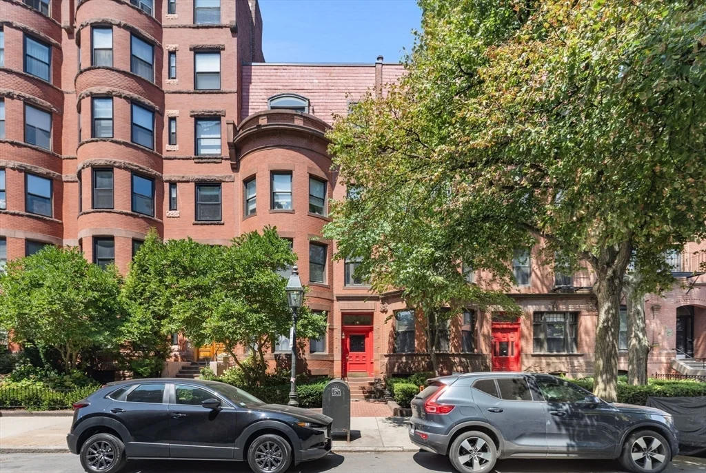 3 bed, 2 bath apartment for rent at 403 Marlborough St Unit 13C, Back Bay — photo 23 of 27