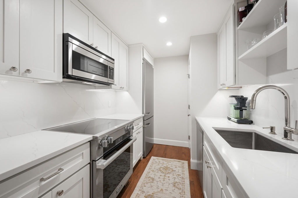 2 bed, 1 bath apartment for rent at 403 Marlborough St Unit 14, Back Bay — photo 9 of 21