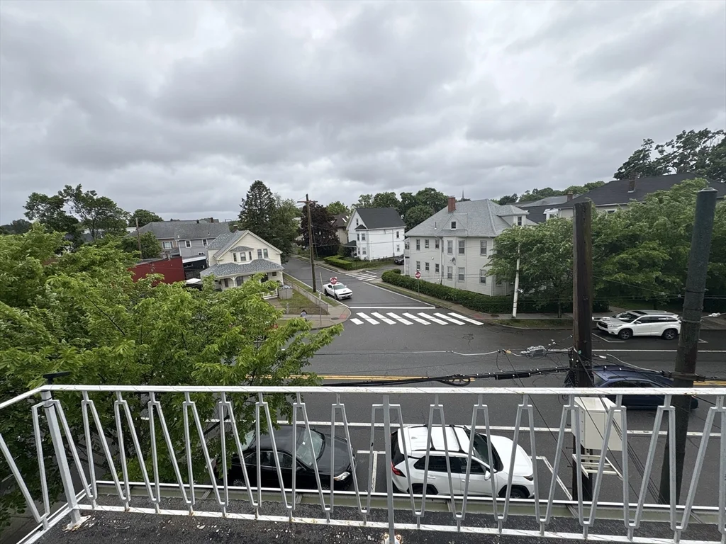 2 bed, 1 bath apartment for rent at 403 Trapelo Rd Unit 3, Belmont — photo 17 of 25