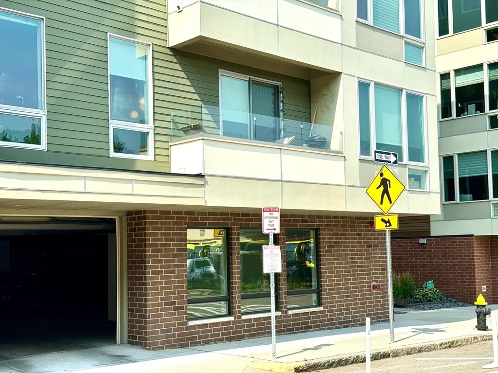 2 bed, 2 bath apartment for rent at 403 W 1st St Unit 102, South Boston — photo 19 of 34