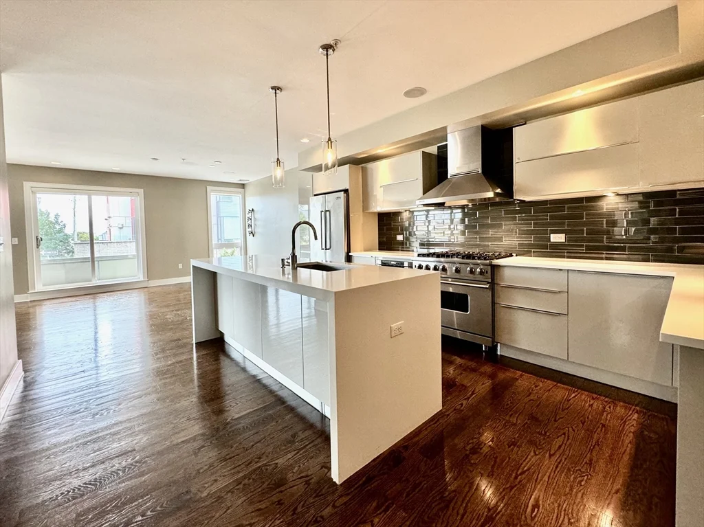 2 bed, 2 bath apartment for rent at 403 W 1st St Unit 102, South Boston