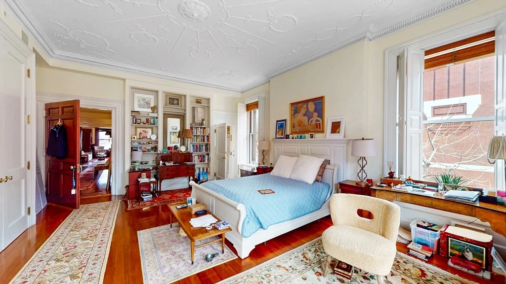 3 bed, 3 bath apartment for rent at 404 Beacon St Unit 2, Back Bay — photo 7 of 27