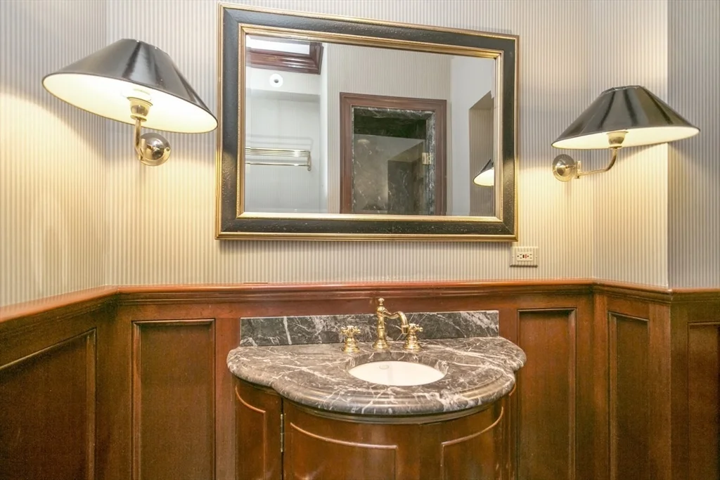 3 bed, 3 bath apartment for rent at 404 Beacon St Unit 2, Back Bay — photo 20 of 27