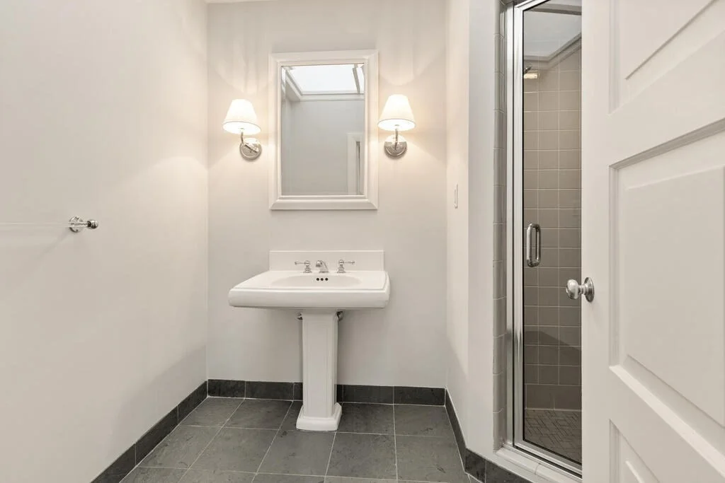 2 bed, 2 bath apartment for rent at 404 Beacon St Unit 5, Back Bay — photo 10 of 12