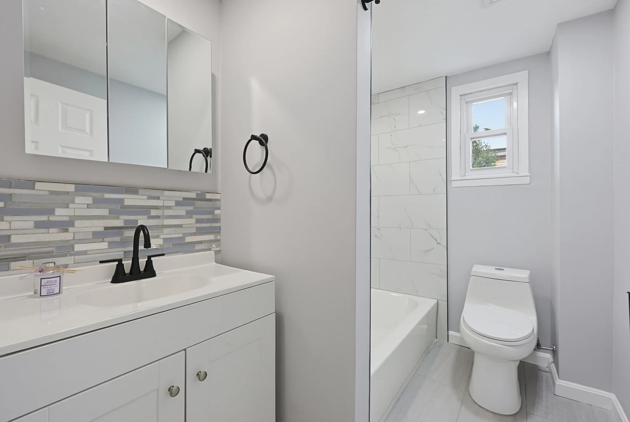 4 bed, 1 bath apartment for rent at 404 Bryant Unit 2, Malden — photo 2 of 16