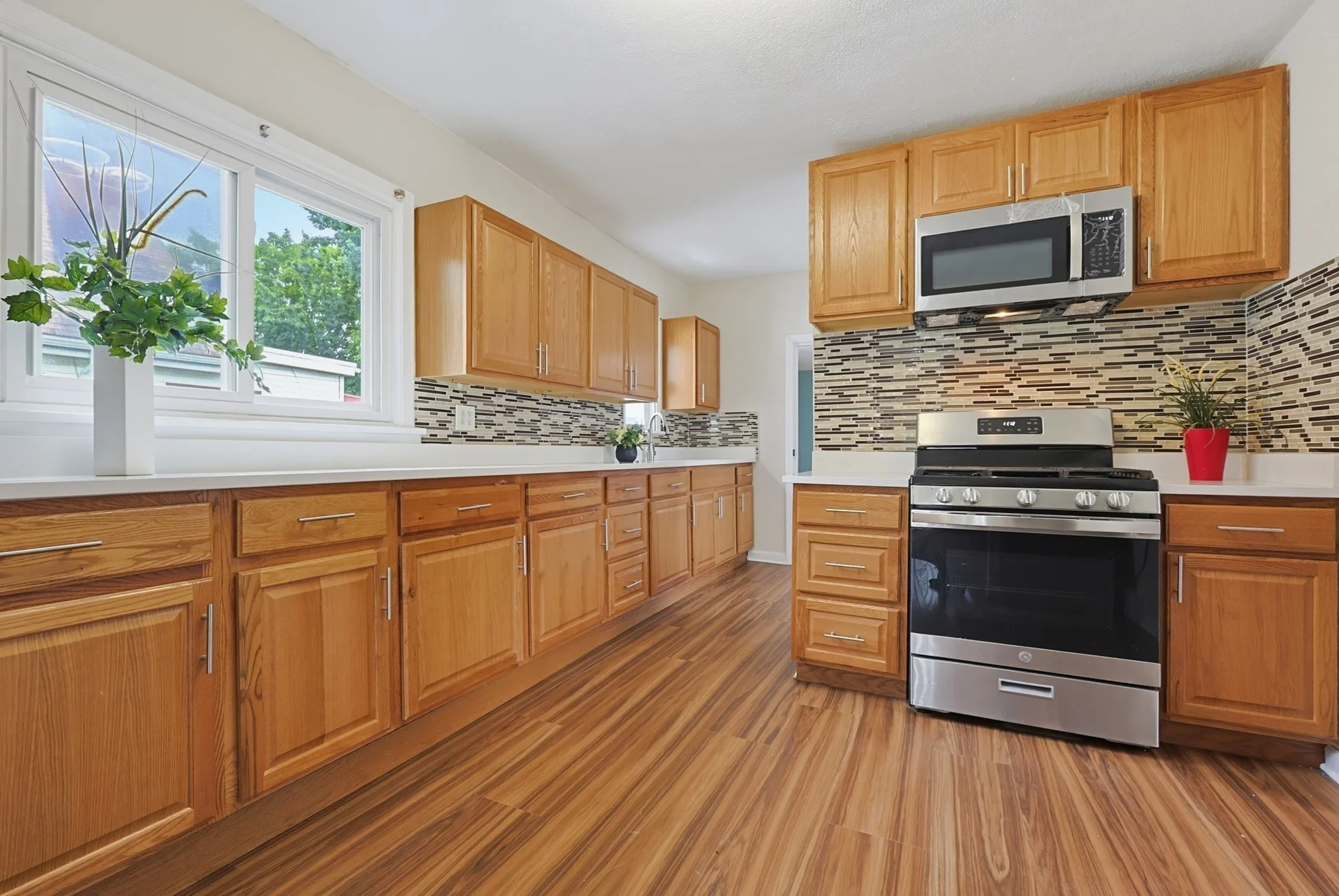 4 bed, 1 bath apartment for rent at 404 Bryant Unit 2, Malden