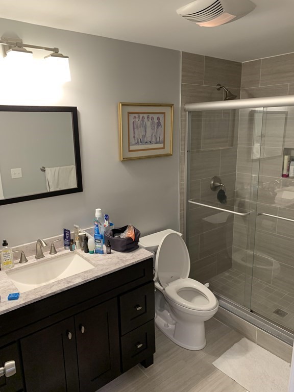 3 bed, 2 bath apartment for rent at 404 Centre St Unit 2, Jamaica Plain — photo 16 of 23