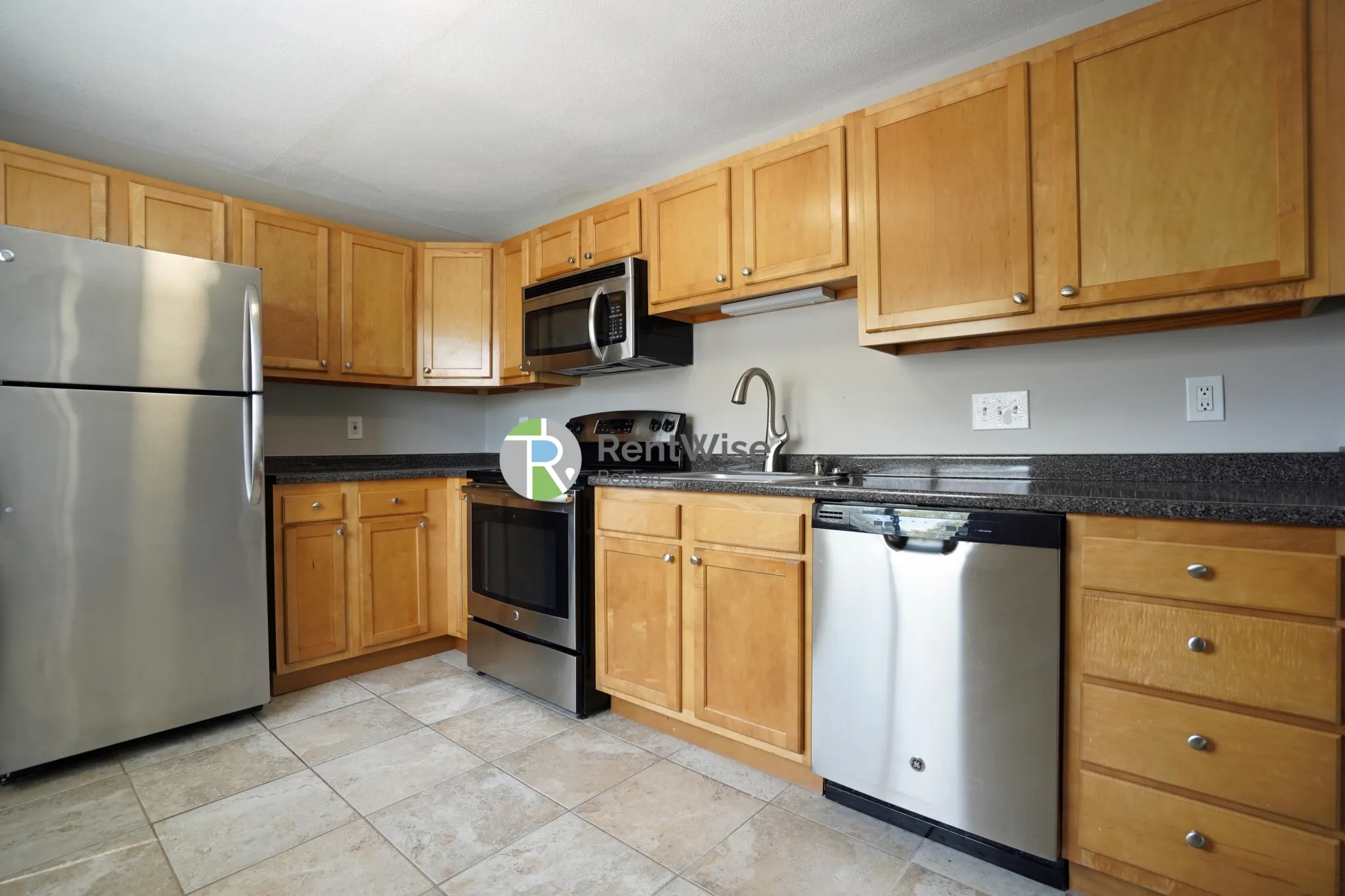 2 bed, 1.5 bath apartment for rent at 404 Langley Rd Unit 202, Thompsonville — photo 5 of 25