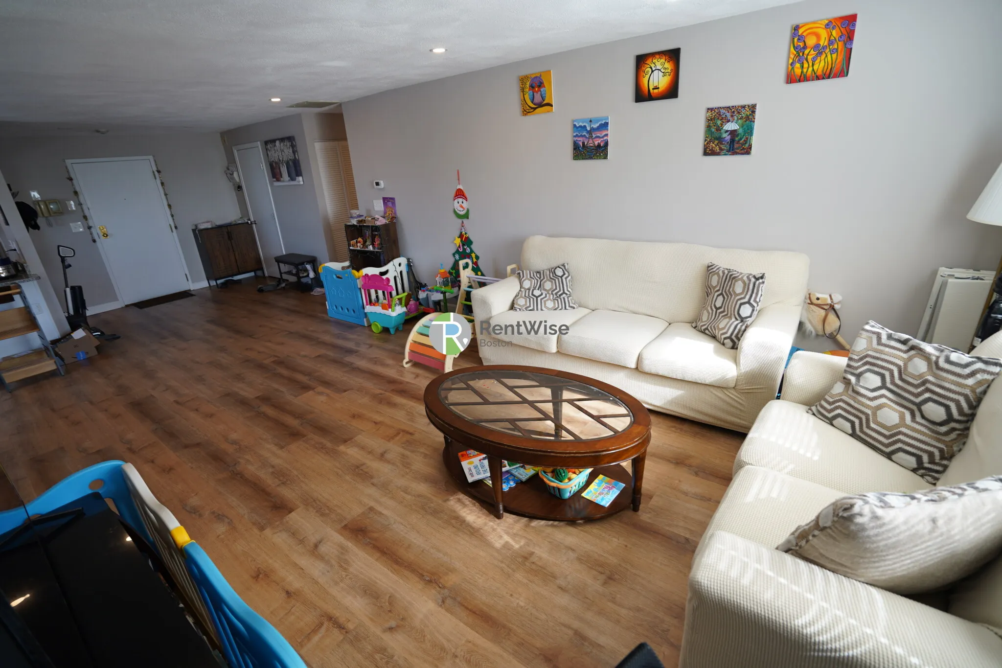 2 bed, 2 bath apartment for rent at 404 Langley Rd Unit 302, Newton Centre — photo 3 of 27