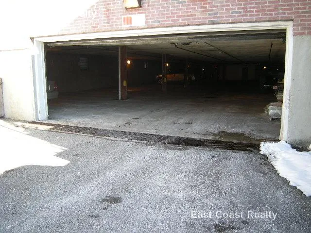 2 bed, 2 bath apartment for rent at 404 Langley Rd Unit 302, Newton Centre — photo 26 of 27