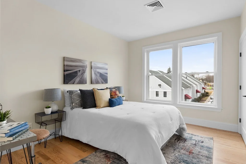 2 bed, 2 bath apartment for rent at 404 Lowell St Unit 6, Wakefield — photo 6 of 9