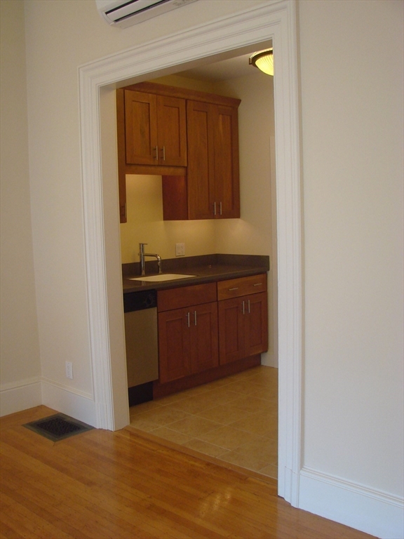 1 bed, 1 bath apartment for rent at 404 Marlborough St Unit 5, Back Bay — photo 15 of 22