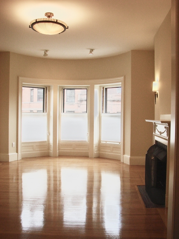 1 bed, 1 bath apartment for rent at 404 Marlborough St Unit 5, Back Bay — photo 4 of 22