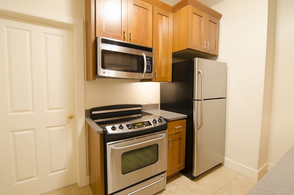 1 bed, 1 bath apartment for rent at 404 Marlborough St Unit 6, Back Bay — photo 4 of 18