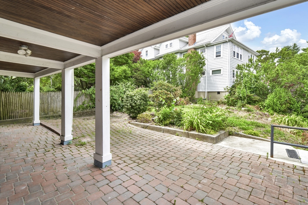 4 bed, 1 bath apartment for rent at 404 Mount Auburn Unit 2, Watertown — photo 19 of 25