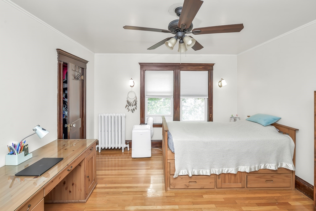 4 bed, 1 bath apartment for rent at 404 Mount Auburn Unit 2, Watertown — photo 10 of 25