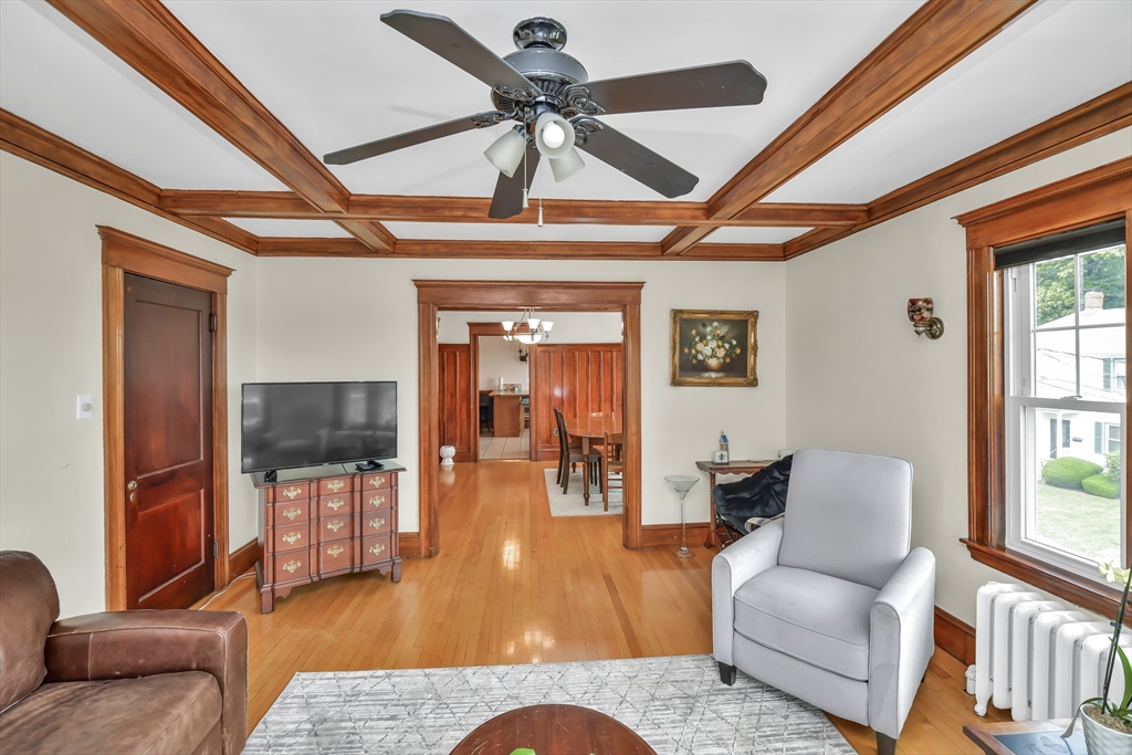 4 bed, 1 bath apartment for rent at 404 Mount Auburn Unit 2, Watertown — photo 21 of 25